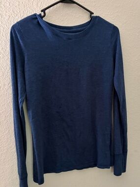 Mossimo Supply Co. Long Sleeve Tee in Heather Blue
